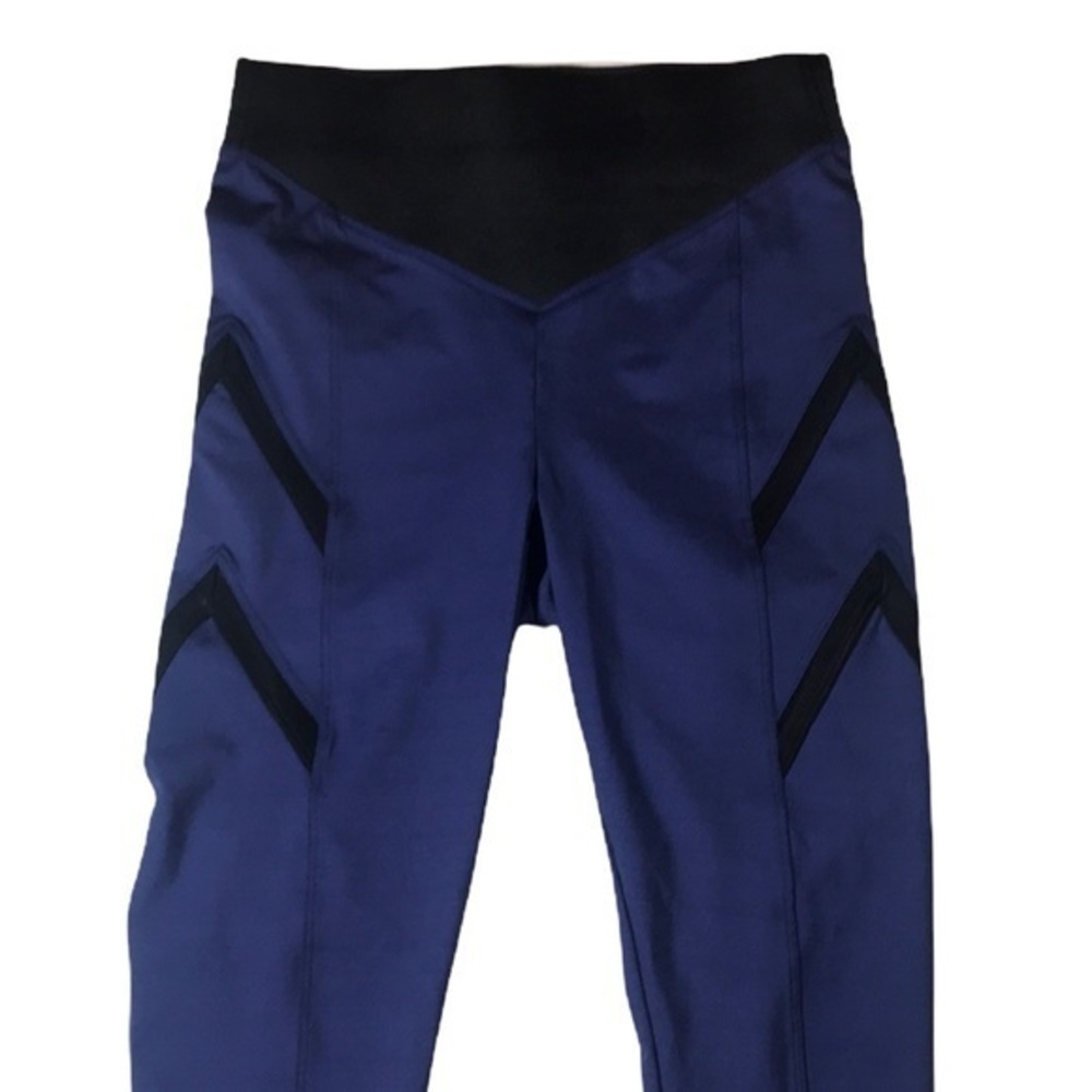 Koral Blue Black V Waistband Palm Shantung High Rise Leggings - Picture 4 of 10